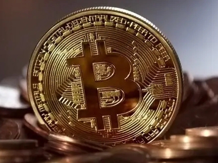 数字资产移动端交易界面