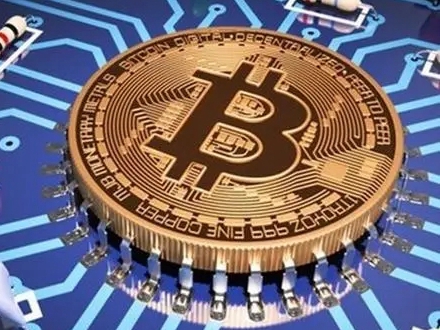 多平台资产管理界面